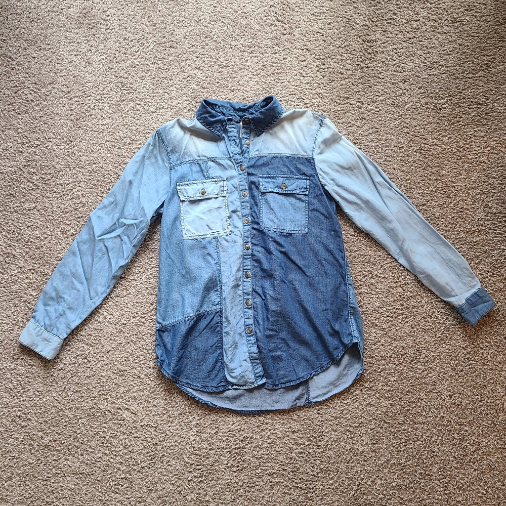Pilcro Patchwork Chambray Buttondown Size Small - image 6